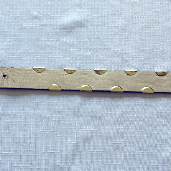 BLACK BELT WITH METALLIC GOLD STUDS - Picture 7 of 15